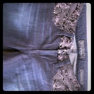 Guess jeans size 25
